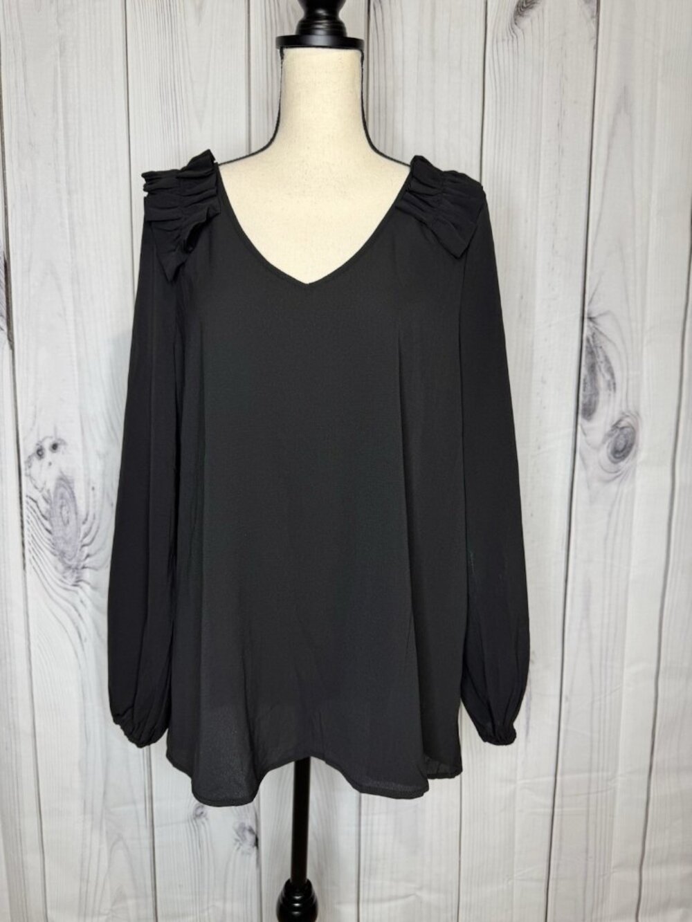 Staccato Black Ruffle Long Sleeve V-Neck Blouse Women's Size L